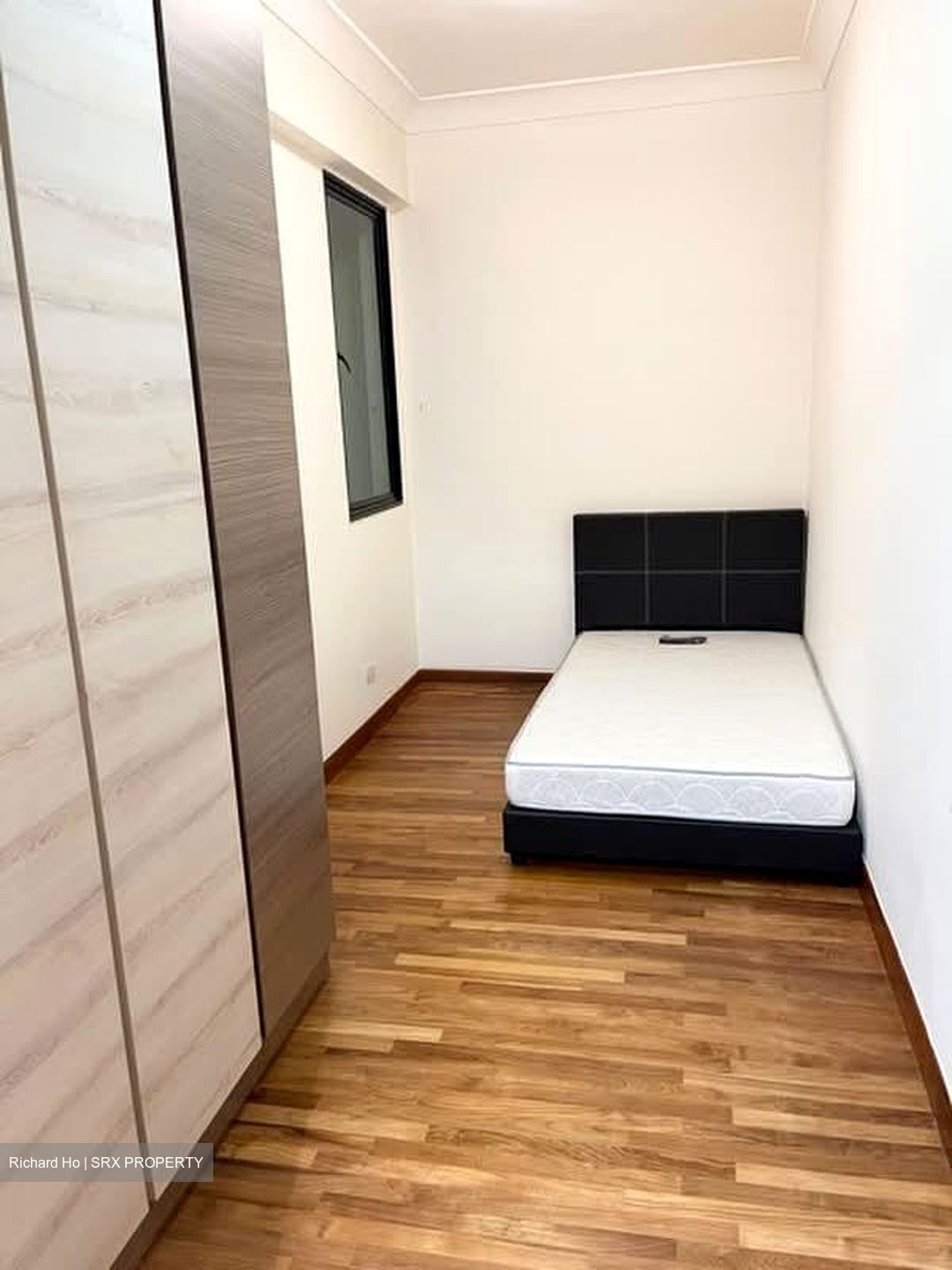 Simei Green Condominium (D18), Condominium #588901641
